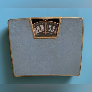 Vintage 50s Blue Bathroom Scale